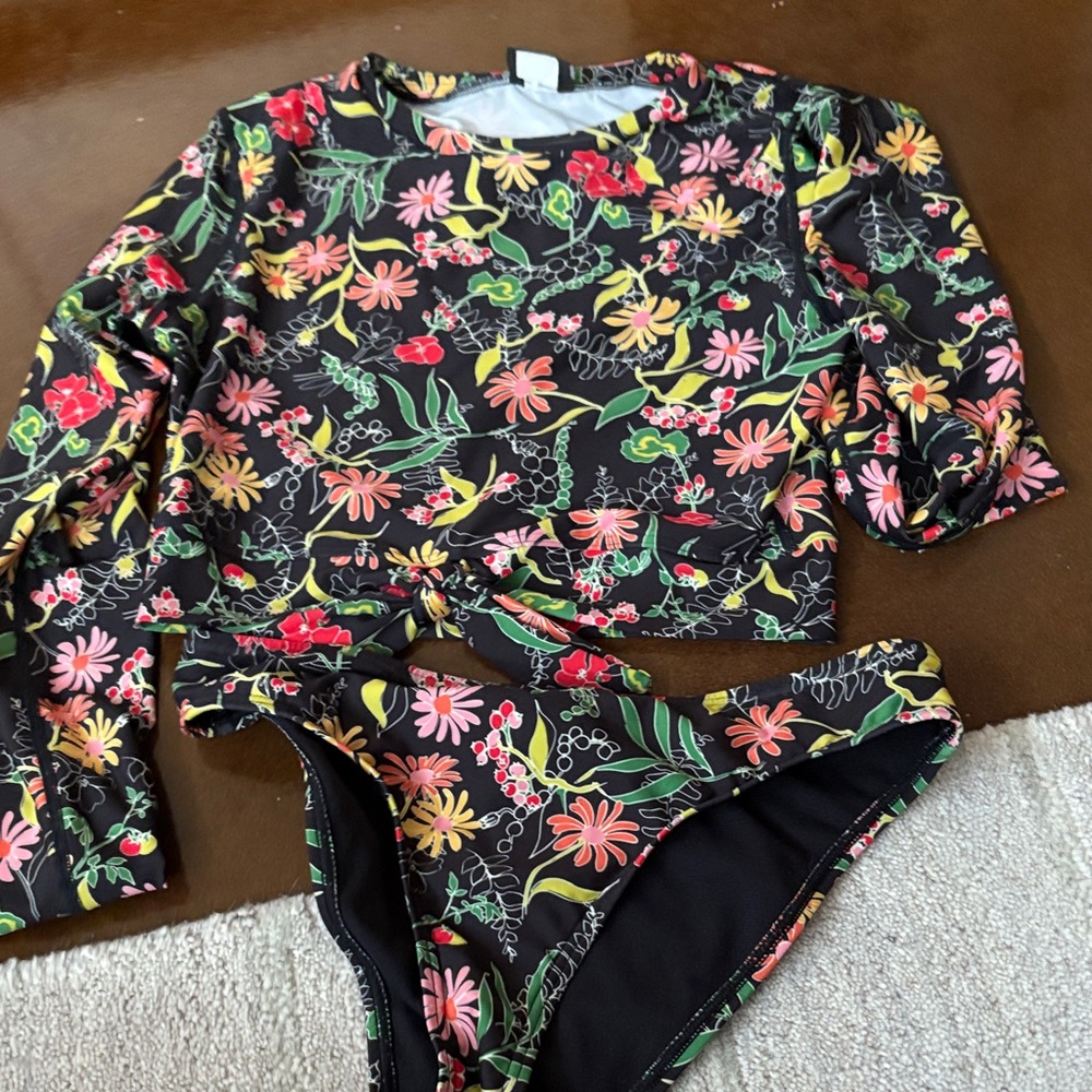 Kate Spade Medium Black Floral Women's Swim suit NWOT